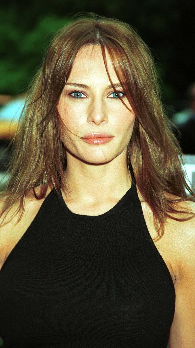 George De Sota / Liaison📷Мелания Кнавс на турнире Maximum Golf в Центральном парке в Нью-Йорке, 23 мая 2000 года