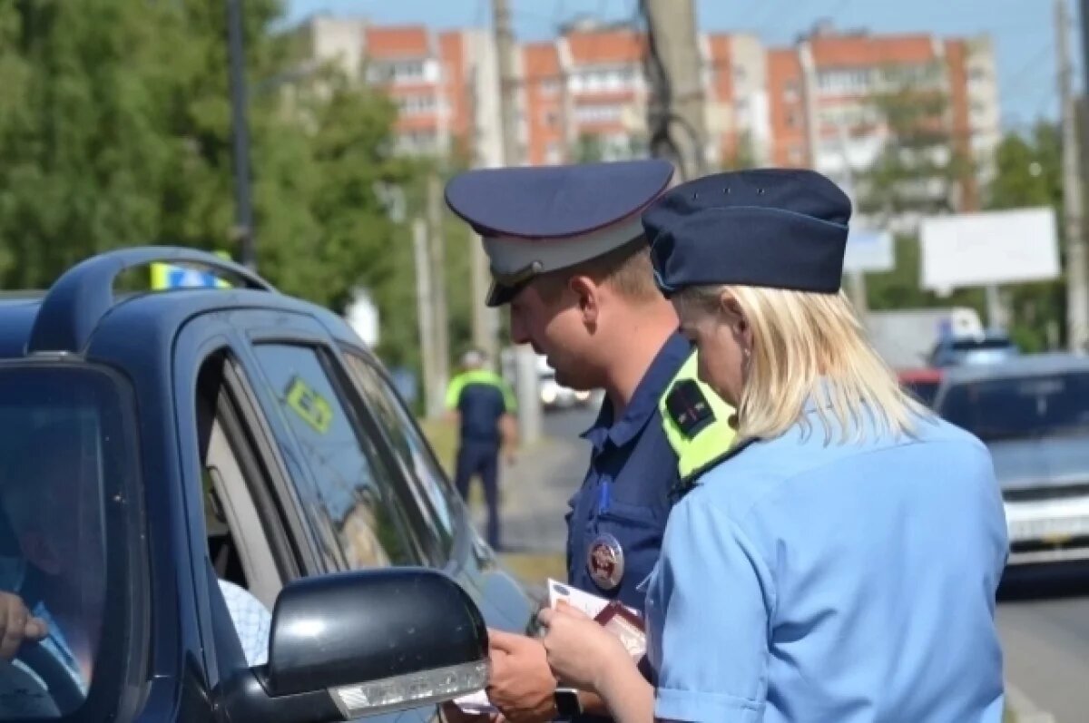    В Иванове «дорожный пристав» поймал трех злостных неплательщиков за ЖКХ