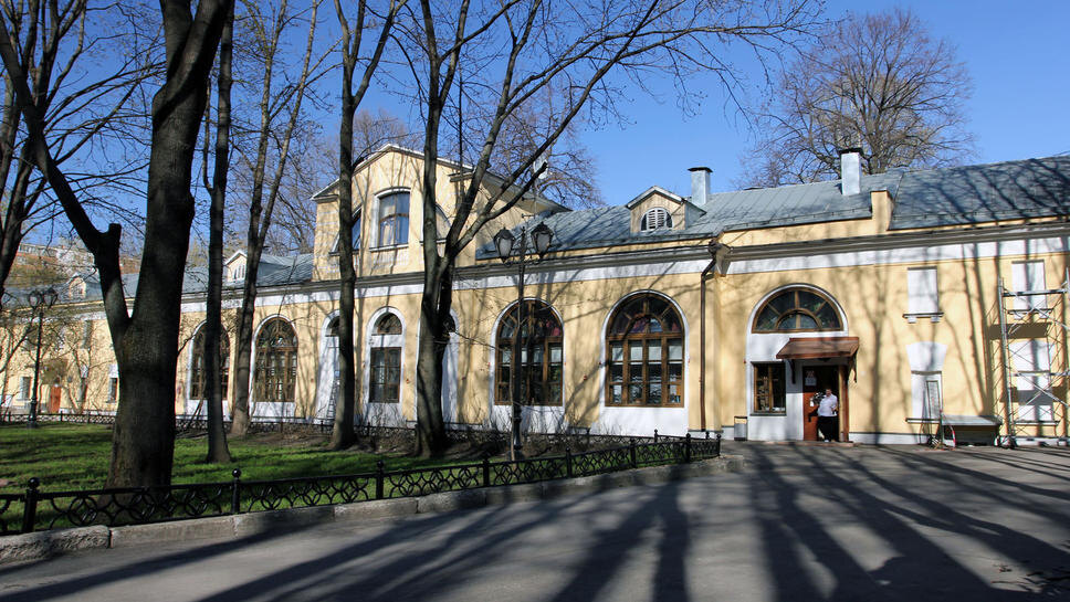 Внутренние фасады усадьбы