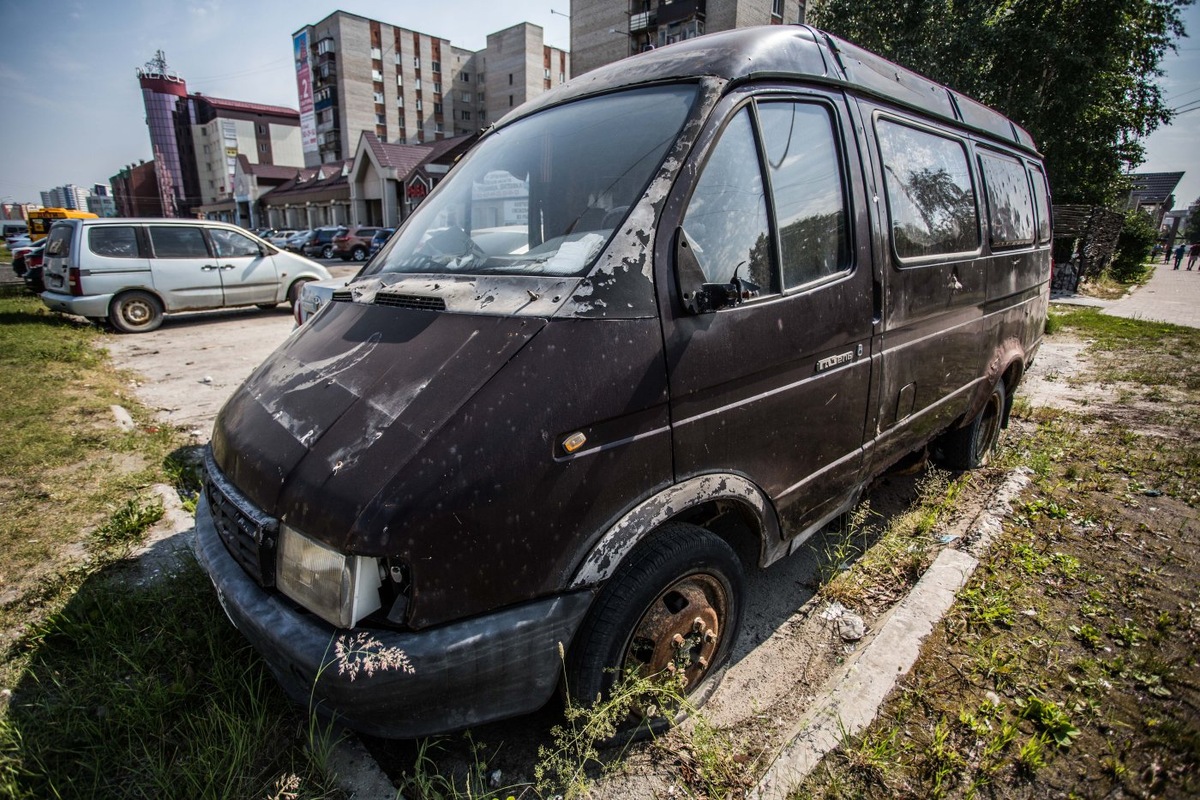    В этом году из дворов Сургута вывезли 56 бесхозных автомобилей
