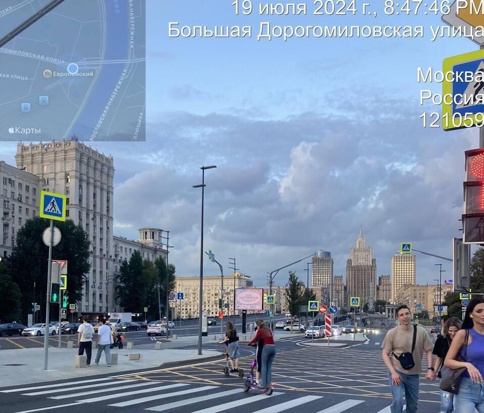 Неспешивание на пешеходном переходе, езда вдвоем, оператор «МТС Юрент», штраф 6000 рублей. Источник: консультанты по безопасности сервиса  📷
