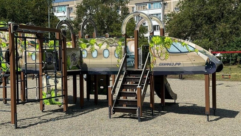    В ставропольском посёлке открыли новую детскую площадку с самолётом Фото: соцсети врио главы Изобильненского округа