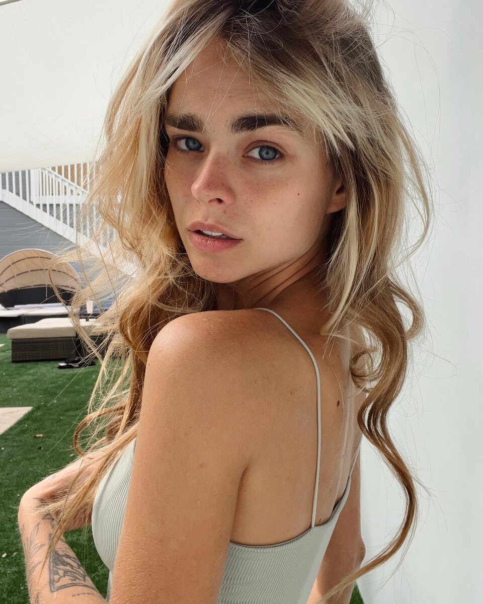 Маха горячёва. С кем изменили маше горячевой. С кем изменили маше горячевой. Маша горячёва. Маха горячёва и коля свадьба.