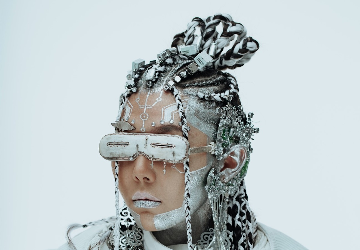 Героиня интервью в стиле киберпанк. Фото из архива А. Алексеевой