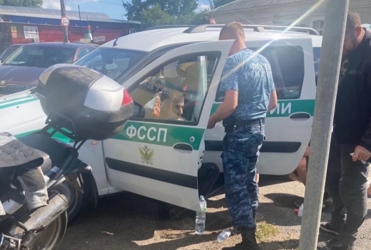    Ярославские судебные приставы помогли пострадавшим в ДТП