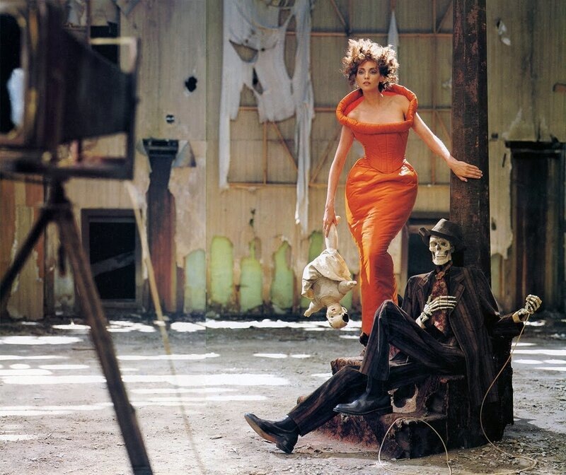 Ричард Аведон, В память о покойных мистере и миссис Комфорт, 1995