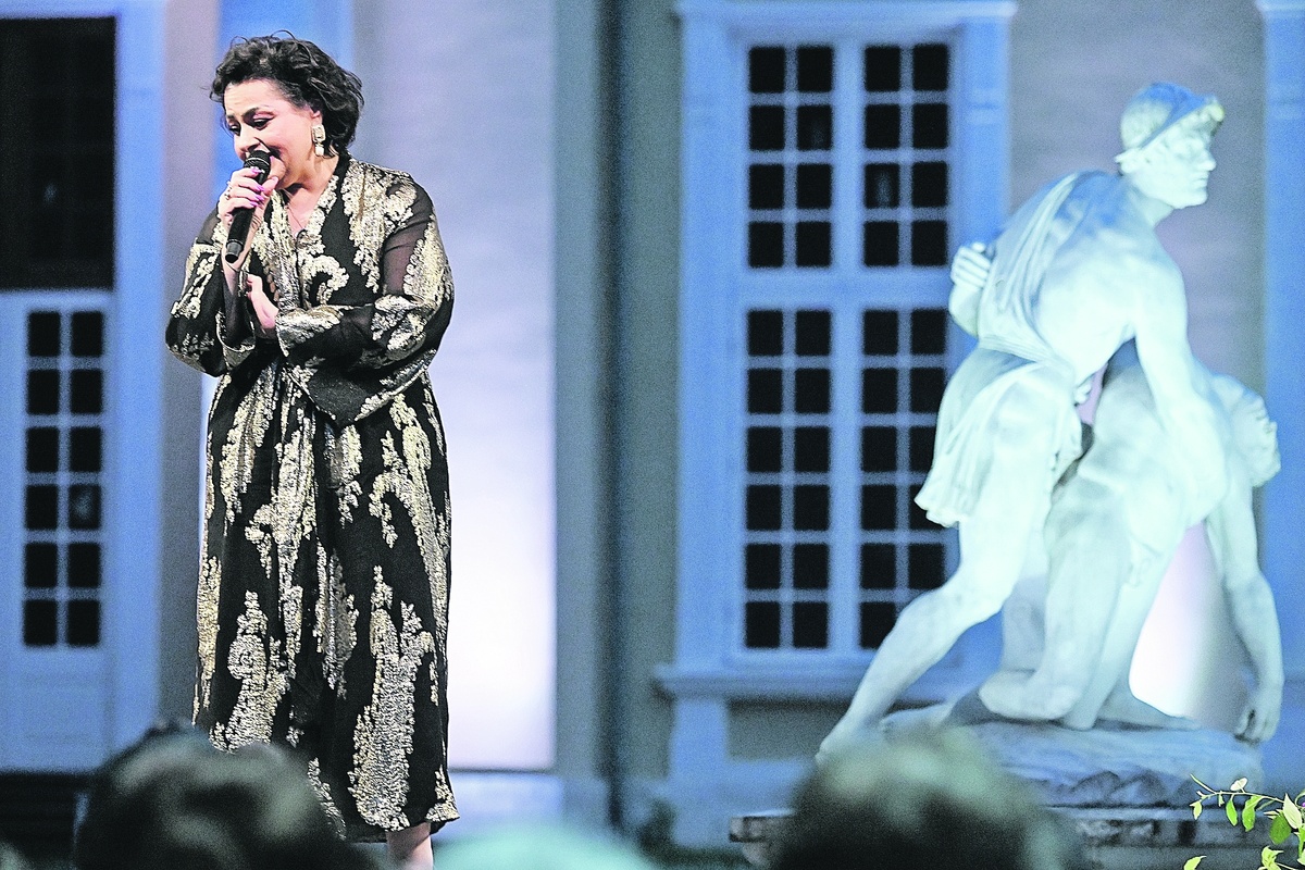 На «Базаре» она исполнит  любимые композиции. Фото:  Кирилл КАЛЛИНИКОВ/РИА Новости