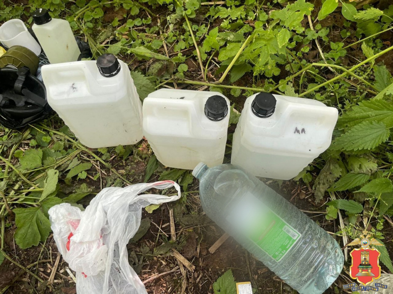 В Твери задержали мужчину, который изготовил и собирался продать 1 кг мефедрона