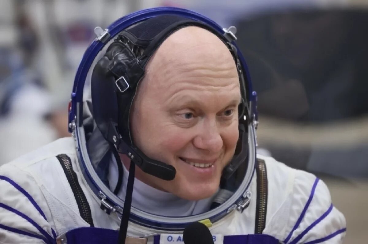    Космонавт Артемьев объяснил, почему люди продолжают верить в плоскую Землю