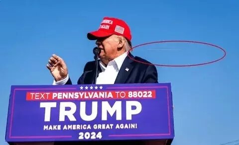 Момент покушения на Дональда Трампа. Фото: Newsmax