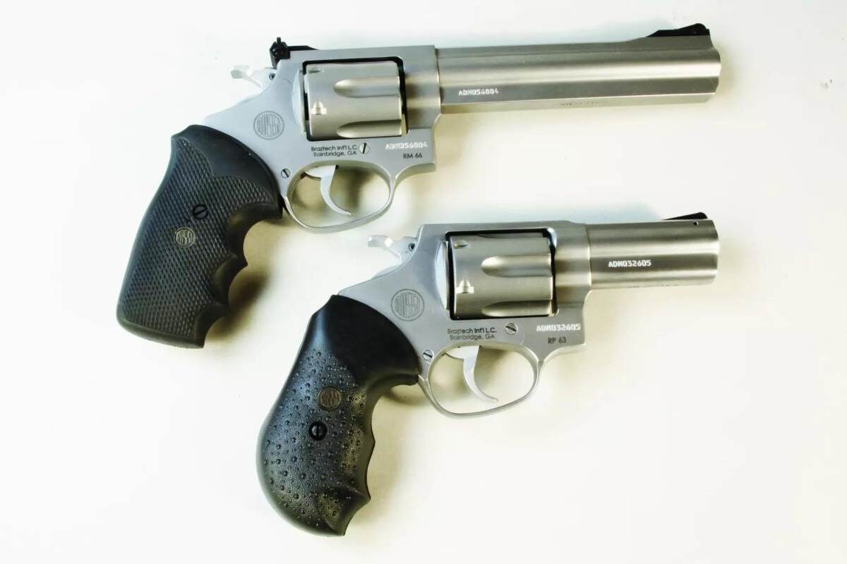 RM66 и RP63 — это револьверы калибра .357 Magnum. Первый из них шестидюймовый, а второй — трёхдюймовый. У обоих моделей шестизарядные барабаны. 