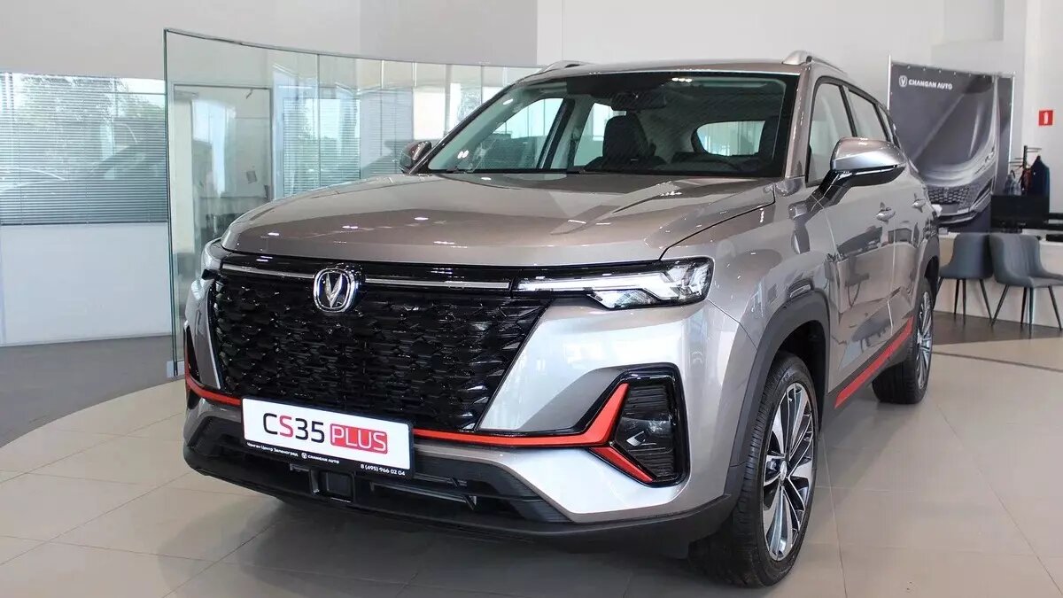 Changan CS35 Plus почти не уступил лидеру по числу штрафных баллов. Фото: Авто. ру