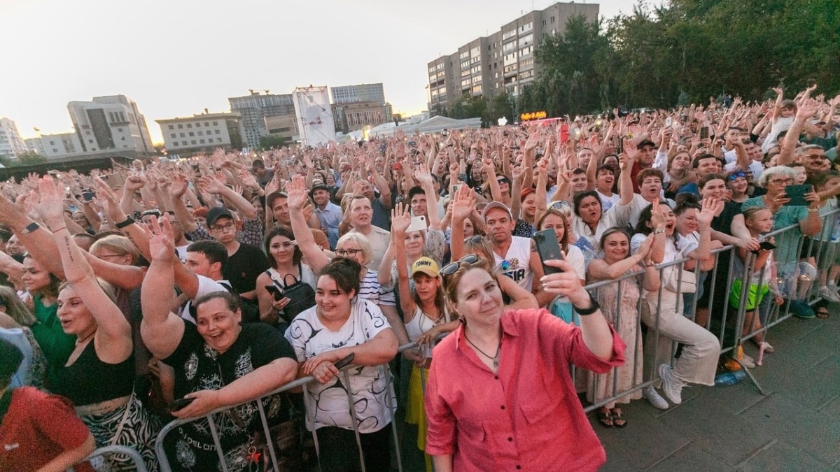 С днем рождения город тюмень. День города северодвинск. День города 438. День города 438. День города 438.
