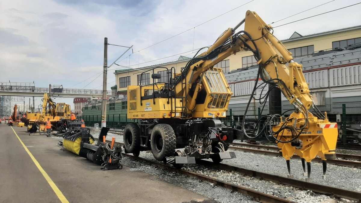Экскаваторы могут использовать разные варианты навесного оборудования