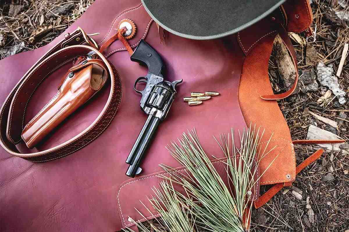 Последняя модель Taylor обладает уникальной особенностью: она позволяет использовать доступный по цене пистолетный патрон калибра 9 мм, известный как Luger. Это помогает сократить расходы на стрельбу.