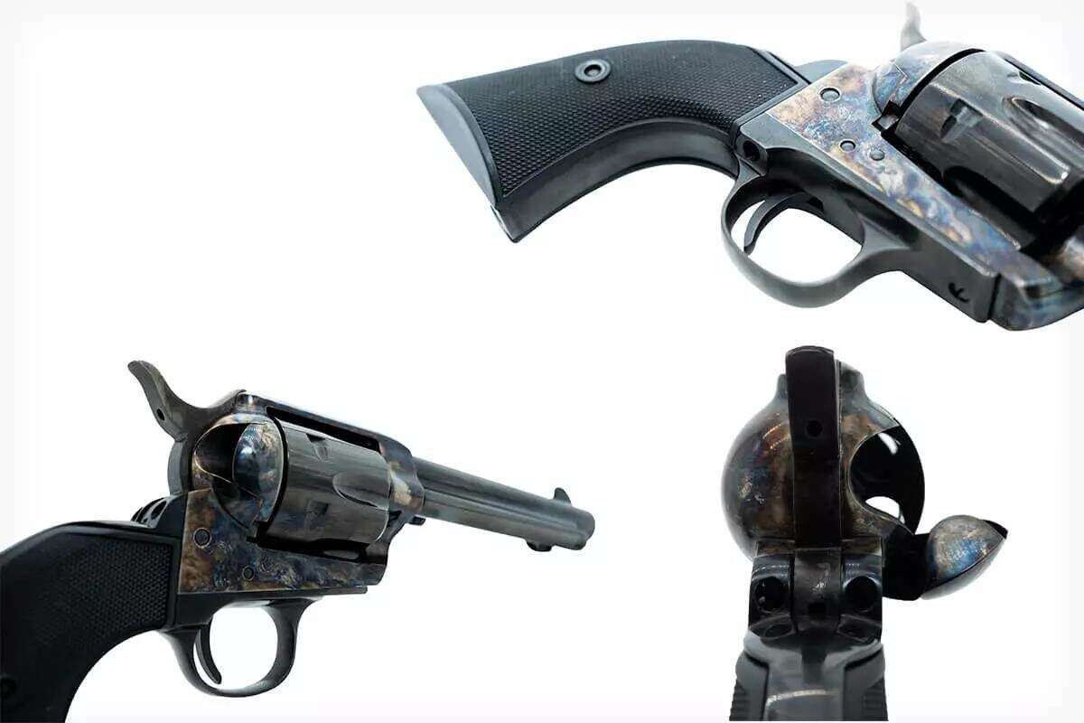 Классический вид этому пистолету TC9 придаёт глубокий чёрный цвет его ствола, барабана, выбрасывателя и спускового крючка.