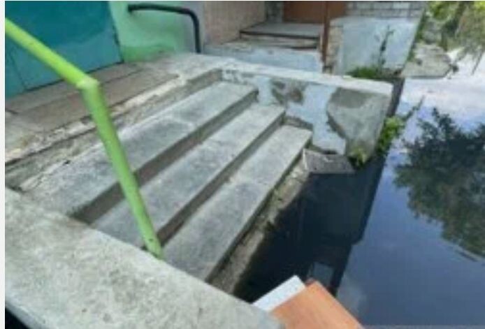     Затопленные улицы. Источник: ura.news Автор фото: Анастасия Шишкова