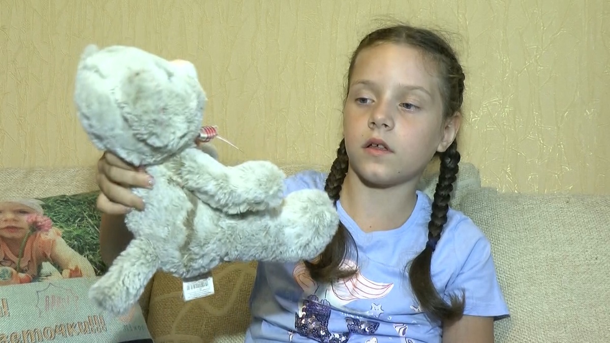    Девочку с особенностями развития из Иванова приняли в школу