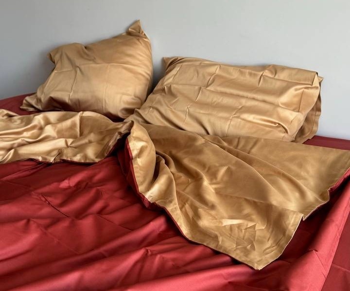 Пример двухцветного комплекта из сатина "Непостели"