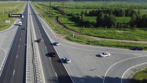 Госавтоинспекторы напомнили тюменским водителям о правилах перевозки детей