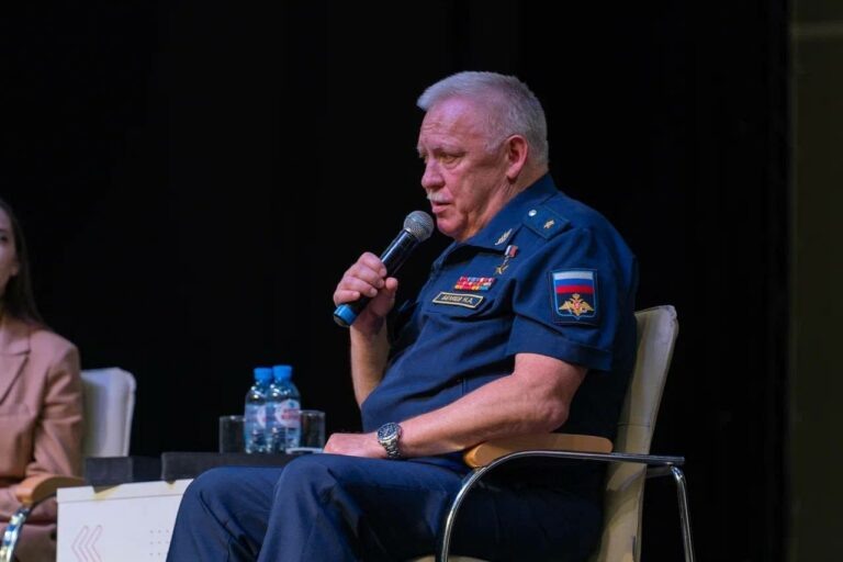    На «Зарнице 2.0» ПФО прошла встреча с Героем России генералом Николаем Беляевым Белов Михаил Александрович