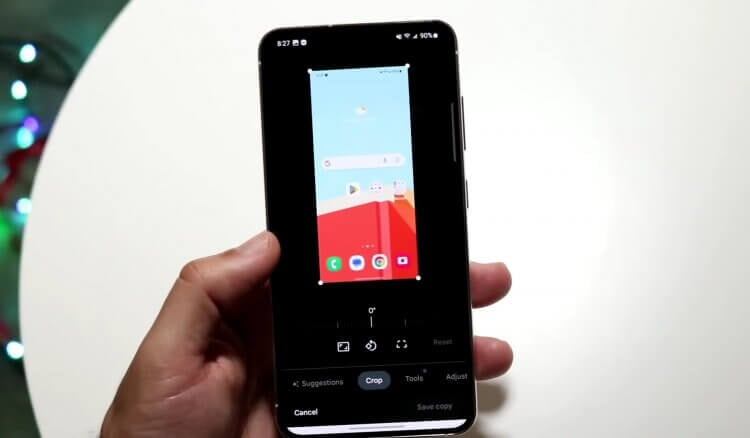    Функция поворота фото и видео есть почти на каждом смартфоне. Фото: LoFi Alpaca