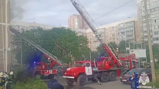 Во время крупного пожара в многоэтажке в Ульяновске погиб ребенок