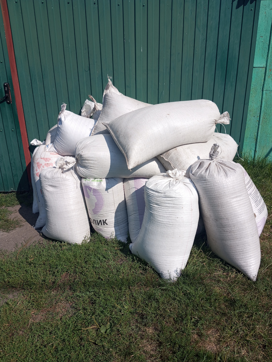 Зерно привезли