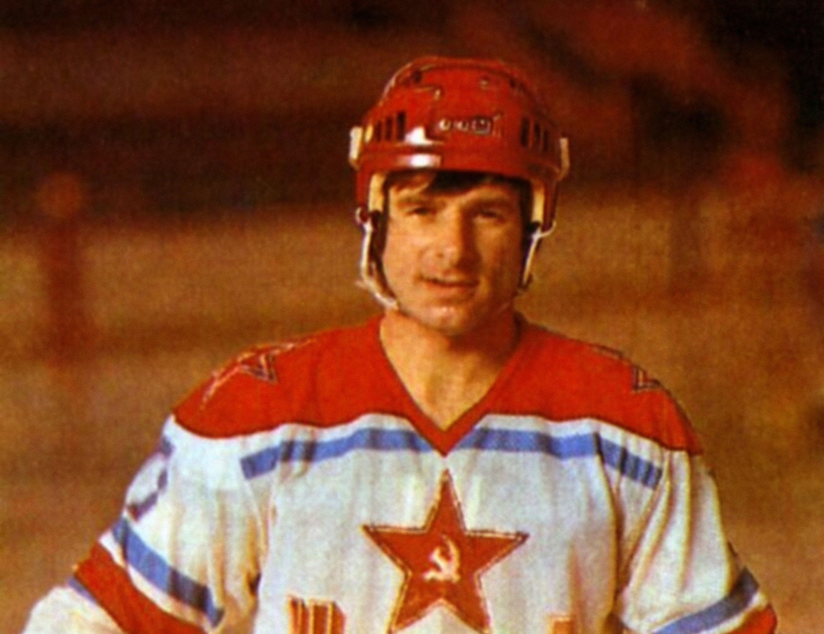 Фото с яндекс.картинки (В.Харламов)