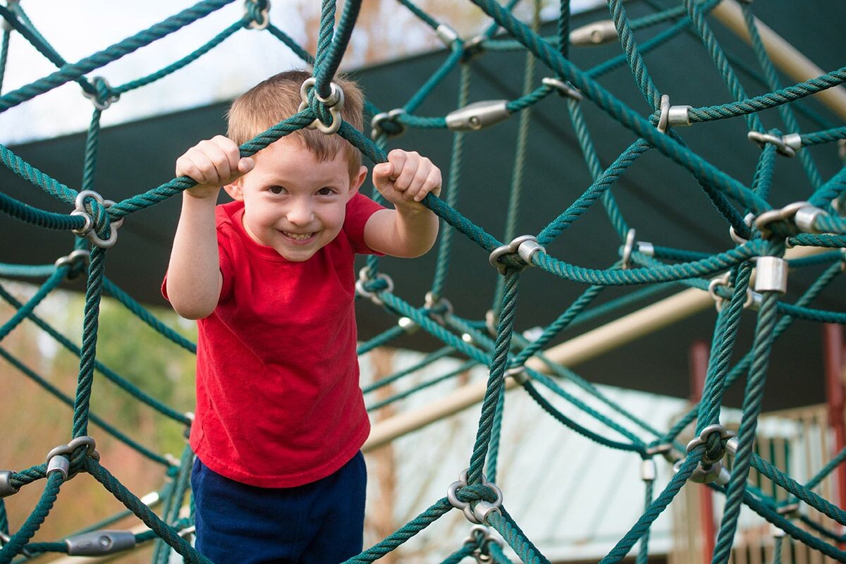 Подвижные игры и спорт — залог не только здоровья, но и успехов в школе. Источник: Shutterstock📷
