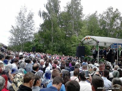 И утром ранним, на рассвете, Придут к тебе все Небеса!
В твоих руках есть "Жезл Ааронов!", - Пятидесятница Христа!