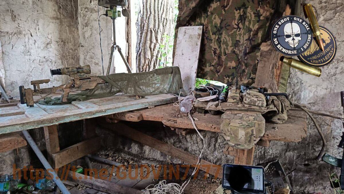Позиция и винтовка SSG 08 разведчика-снайпера армейского спецназа России на фронте. Фото: @GUDVIN7777
