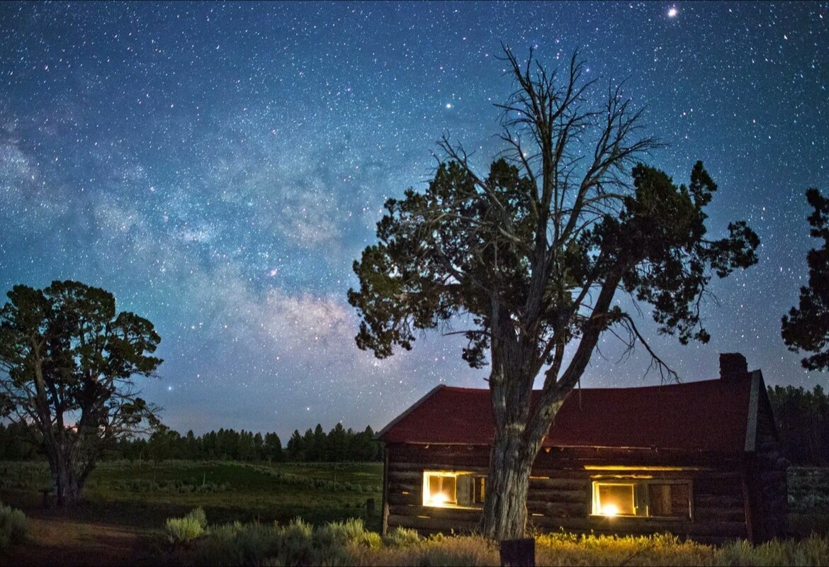 Звёздное небо в деревне.