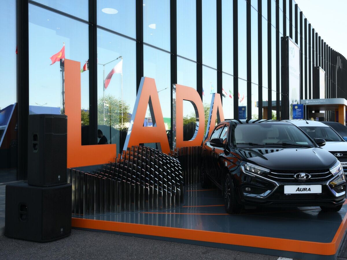    Работа ПМЭФ-2024© РИА Новости . Александр Кряжев