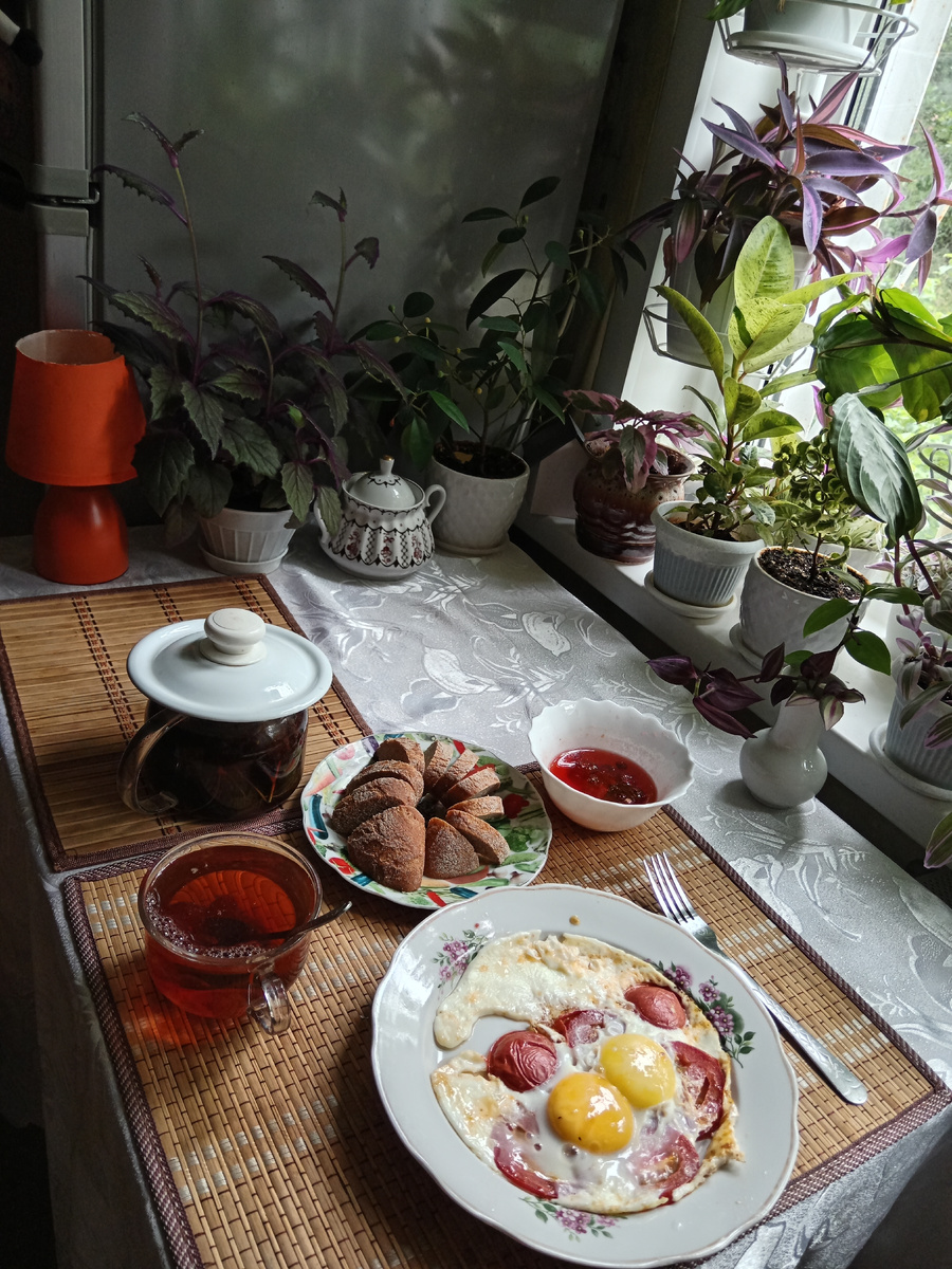 Летний субботний завтрак. 