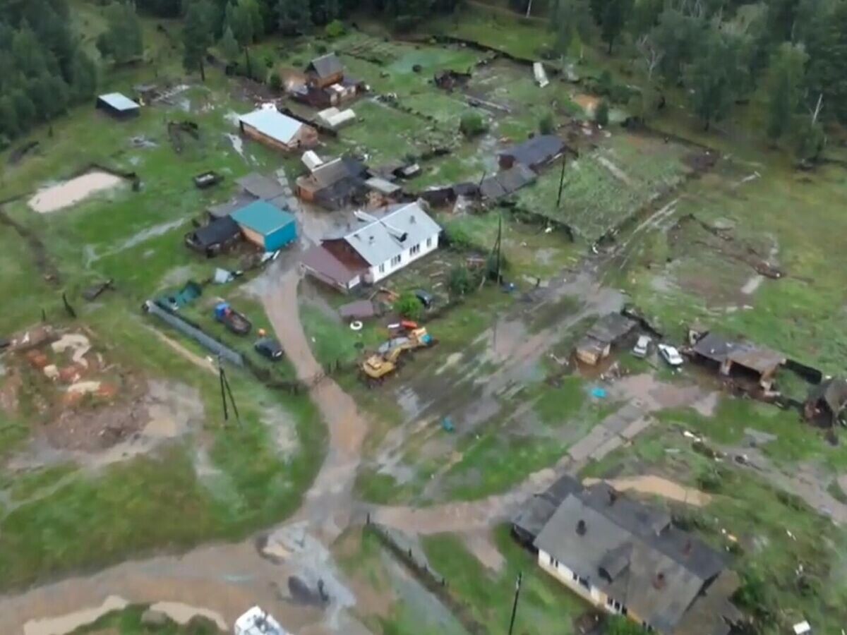    Обстановка в челябинском поселке Киолим© МЧС РФ