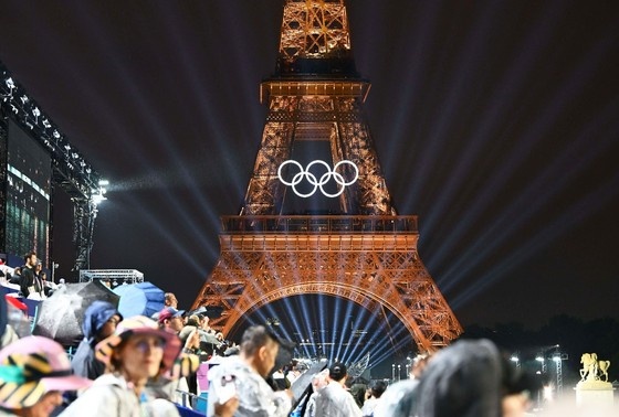    Церемония открытия XXXIII Летних Олимпийских игр