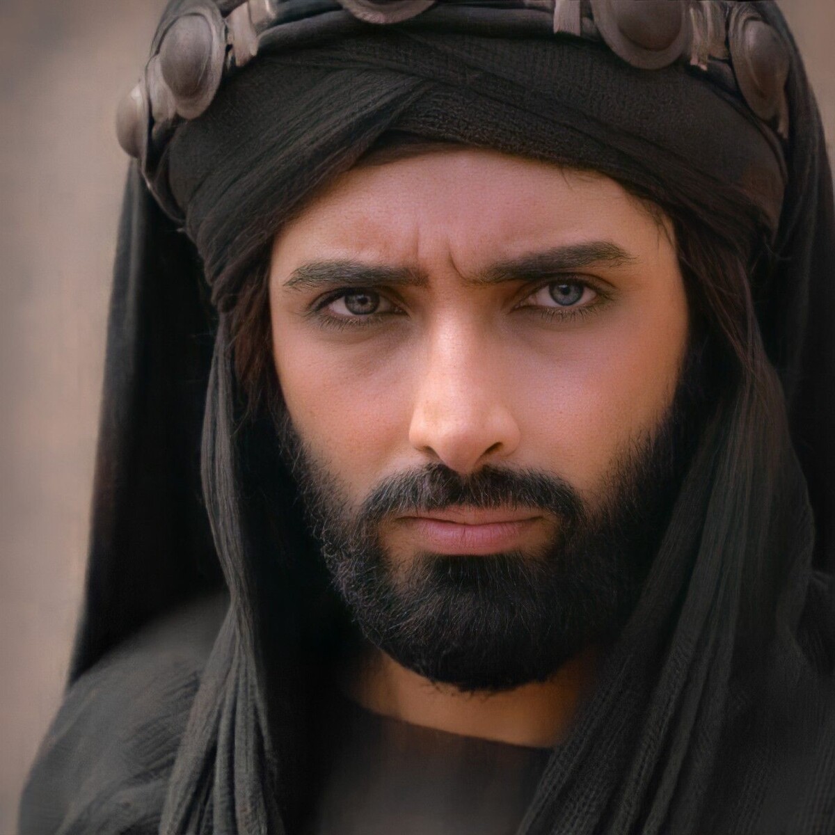 Все фото взяты из открытых интернет источников. Для иллюстрации. И никак не нацелены на нацию или конкретных личностей. 