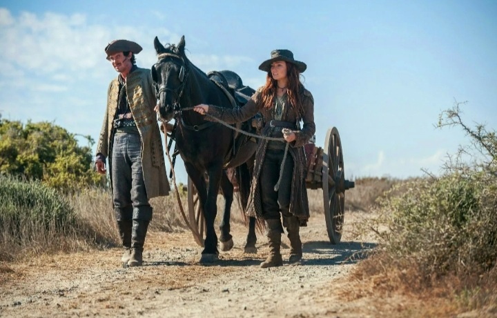 Энн Бонни и Джек Рэкхем. Кадр из сериала "Чёрные паруса".