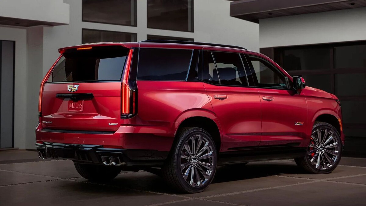 Фото: https://autopremiumgroup.ru/news/2024/07/escalade-2025-goda/