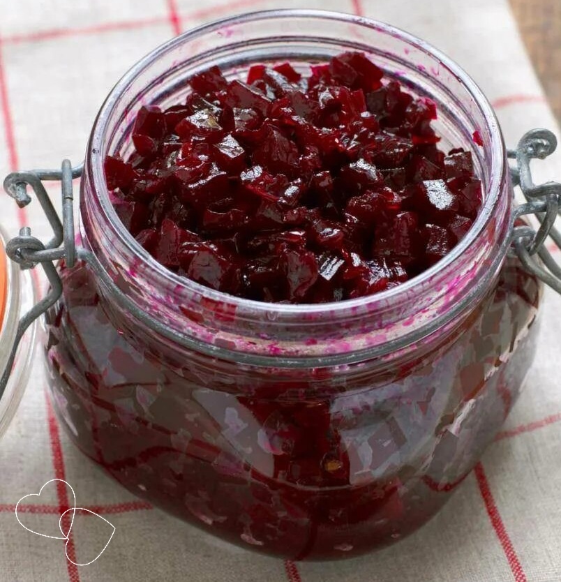 Рецепт маринованной свеклы кубиками. Свекла кубиками на зиму. Рецепт маринованной свеклы кубиками. Маринованная свекла с луком рецепт. Рецепт маринованной свеклы кубиками.