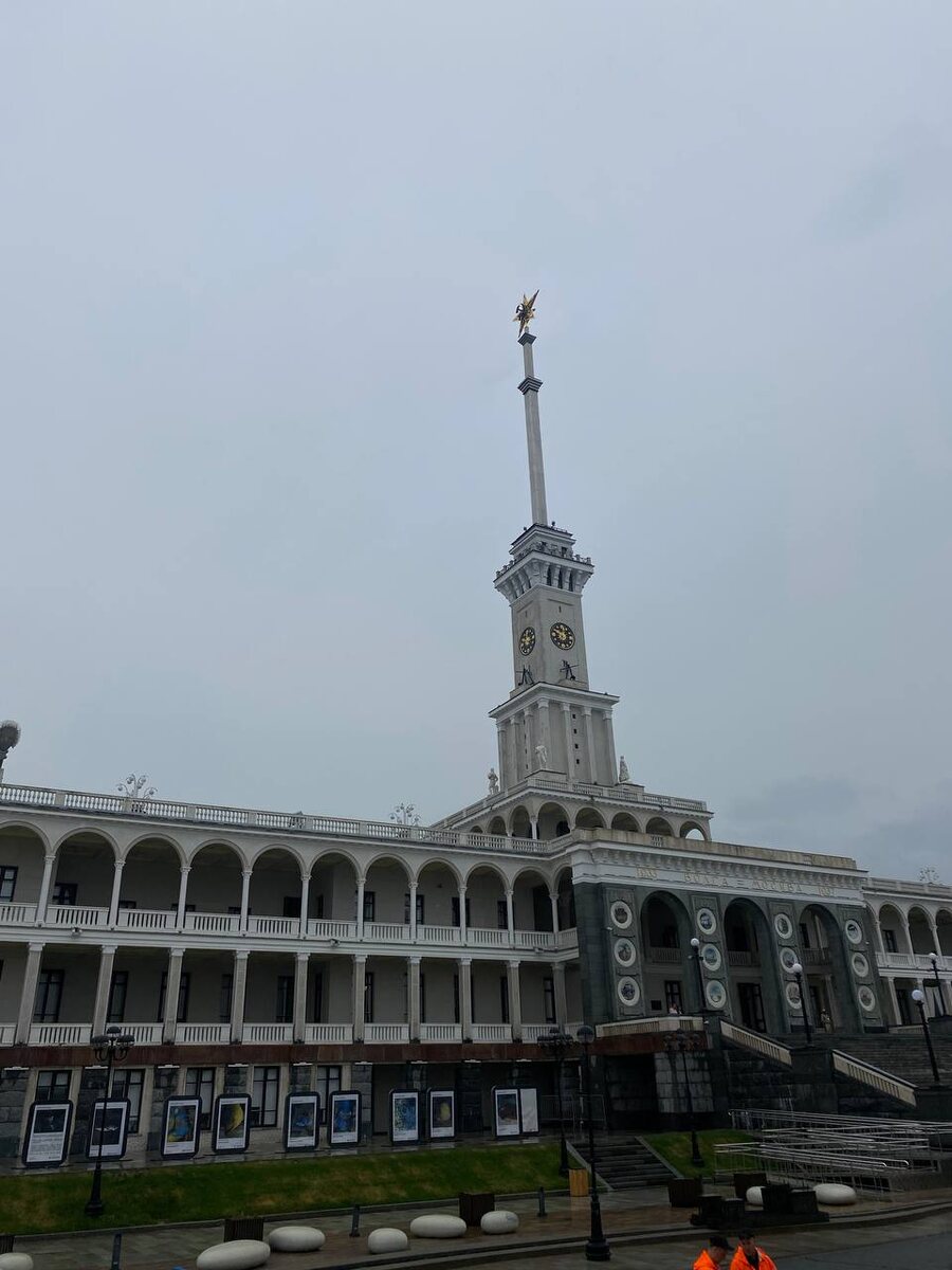 Вот так провожала нас Москва!..