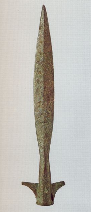 Наконечник копья ланцетовидный. Железо. Длина 35 см. Х в.