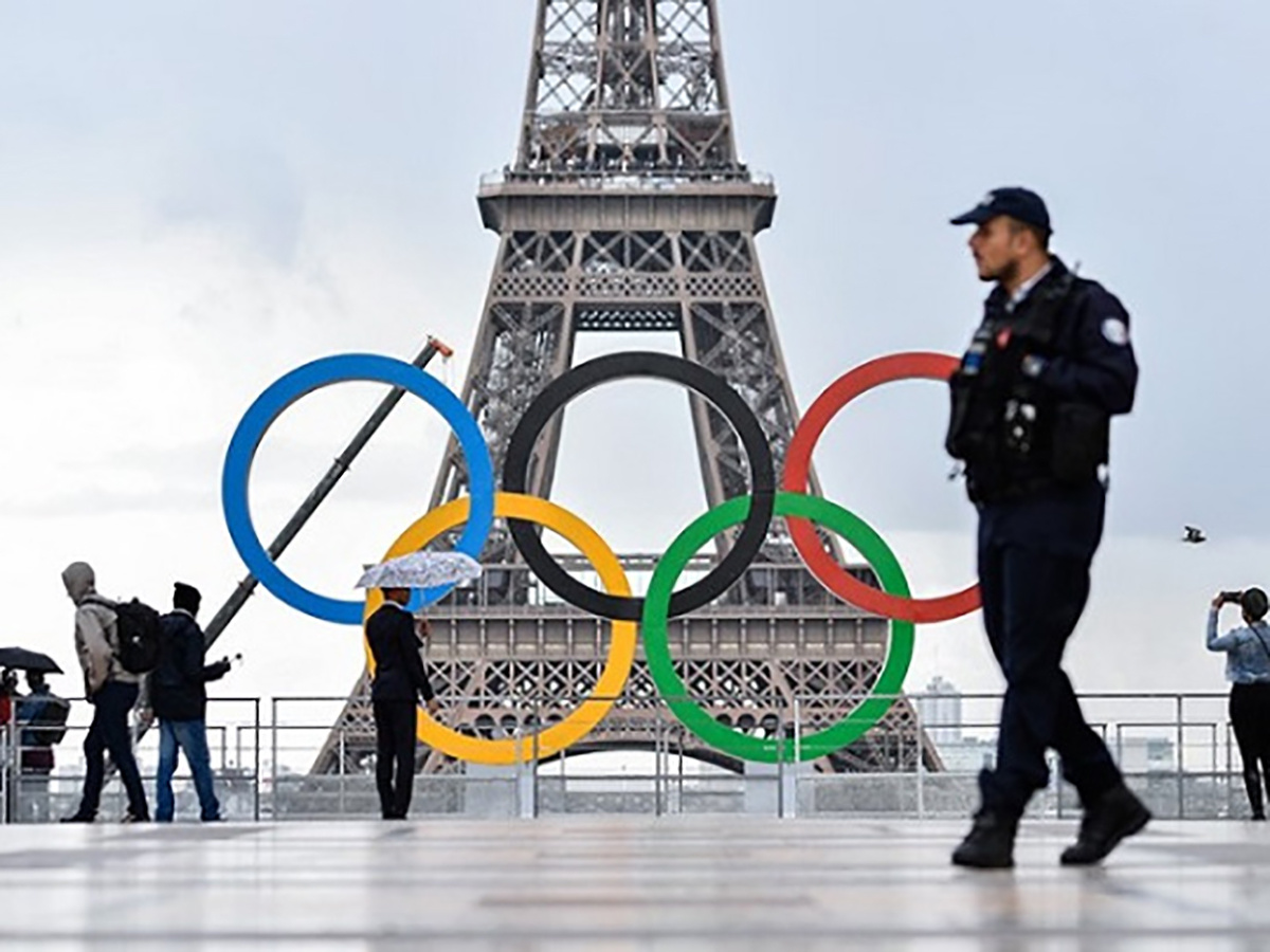Ожидалось, что церемония открытия Олимпийских игр в Париже станет символом спортивного торжества и дружбы народов, но на деле она превратилась в комичное зрелище, запомнившееся на долгие годы.-5