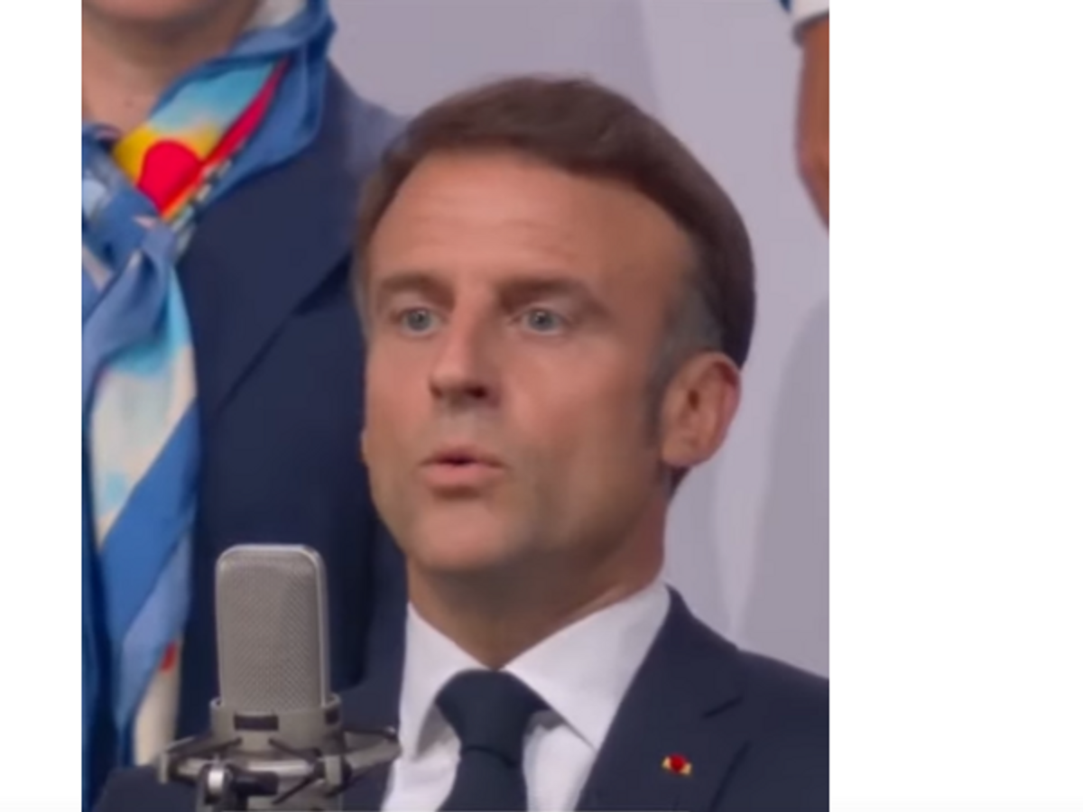    Макрон на открытии Олимпийских игр© YouTube-канал Eurosport France