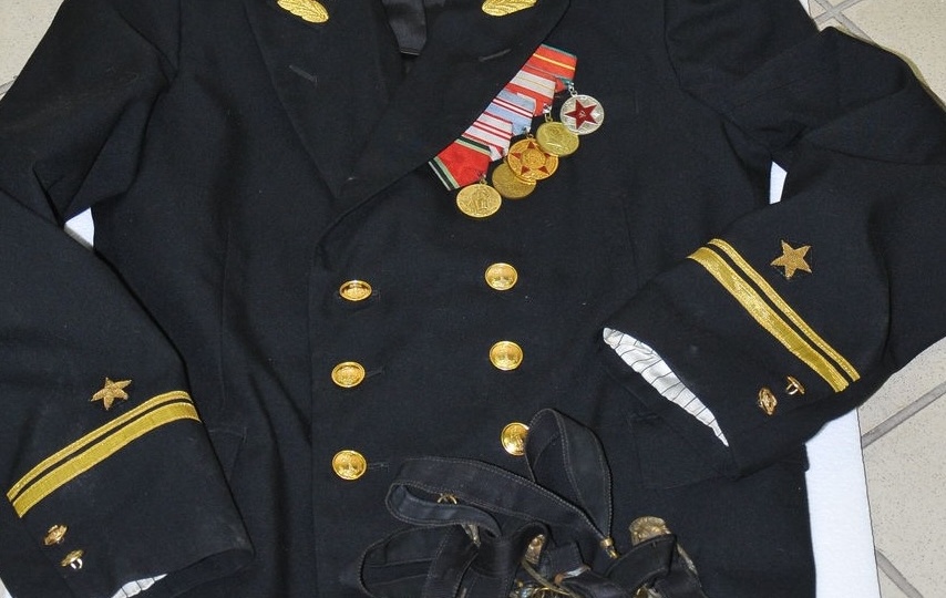 Морской китель