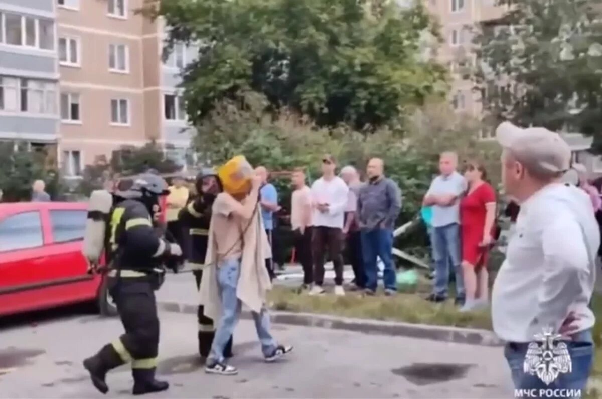    35 семей посетили свои квартиры в пострадавшем от пожара доме на Корунковой