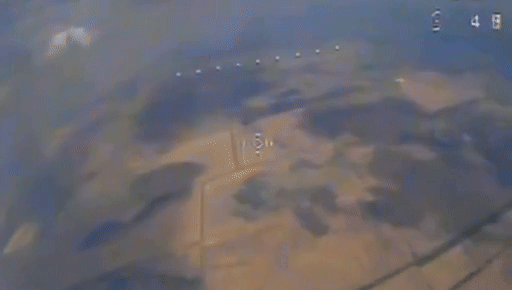 ПРОТИВНИК ПРОДОЛЖАЕТ АКТИВНО ИСПОЛЬЗОВАТЬ FPV-ДРОНЫ-ПЕРЕХВАТЧИКИ ДЛЯ ПОРАЖЕНИЯ РОССИЙСКИХ РАЗВЕДЫВАТЕЛЬНЫХ БЕСПИЛОТНИКОВ НА БОЛЬШИХ ВЫСОТАХ. ВИДЕО: ТГ-КАНАЛ "ВОЕННЫЙ ОСВЕДОМИТЕЛЬ"