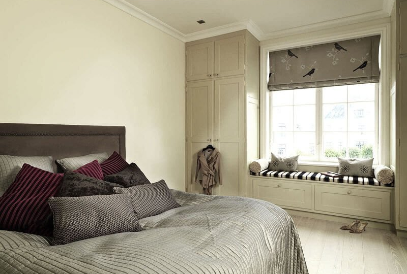 Как можно и нельзя ставить кровать в спальне? 🤔