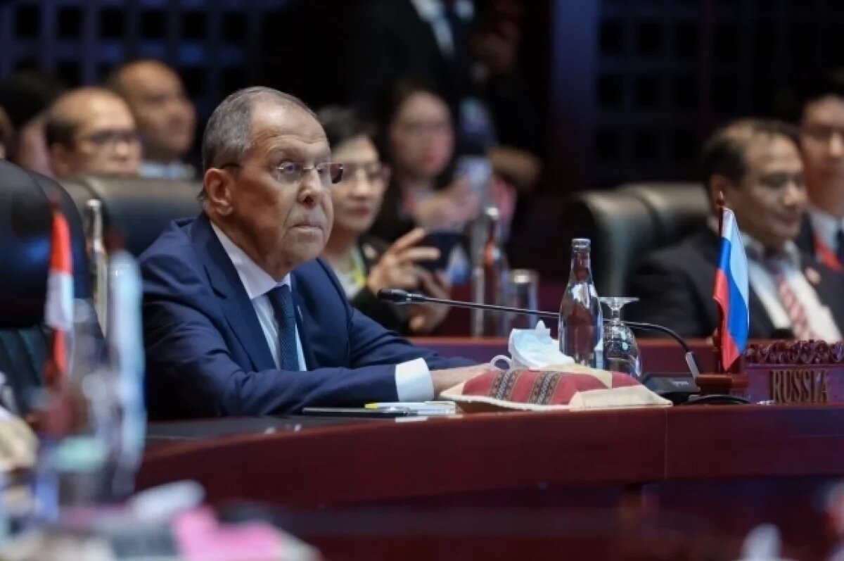    Лавров высказался о ракетной атаке по Голанским высотам, где погибли дети